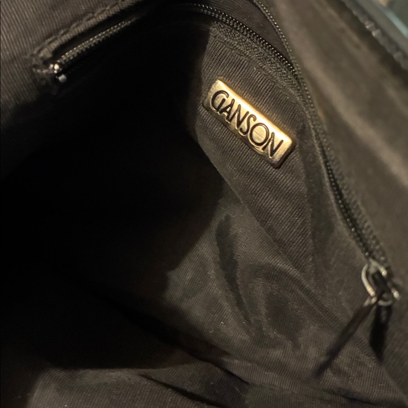 Hanson Black purse/10 inches wide 7” deep - Picture 6 of 6